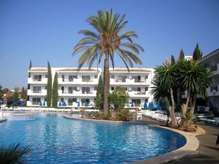 Hotel Cala Azul Garden