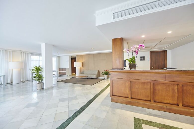Hotel Prinsotel Alba
