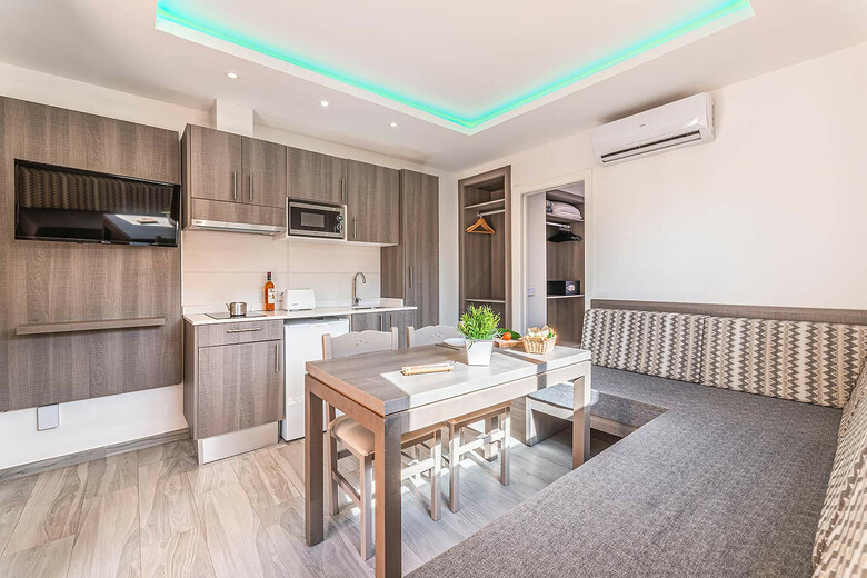 Apartamentos Playa Ferrera