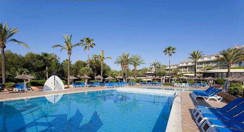 Hotel Insotel Club Cala Mandia