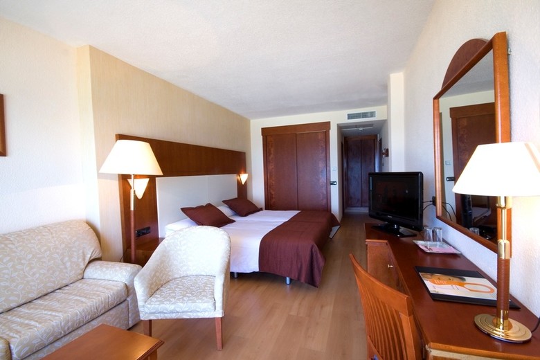 Hotel Sentido Castell De Mar