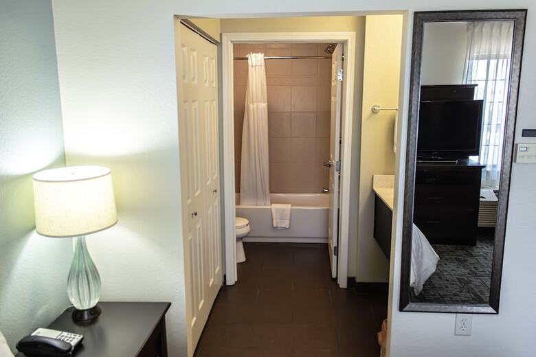 Hotel Staybridge Suites Minot