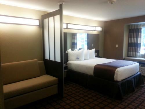 Hotel Microtel Inn And Suites Carrollton