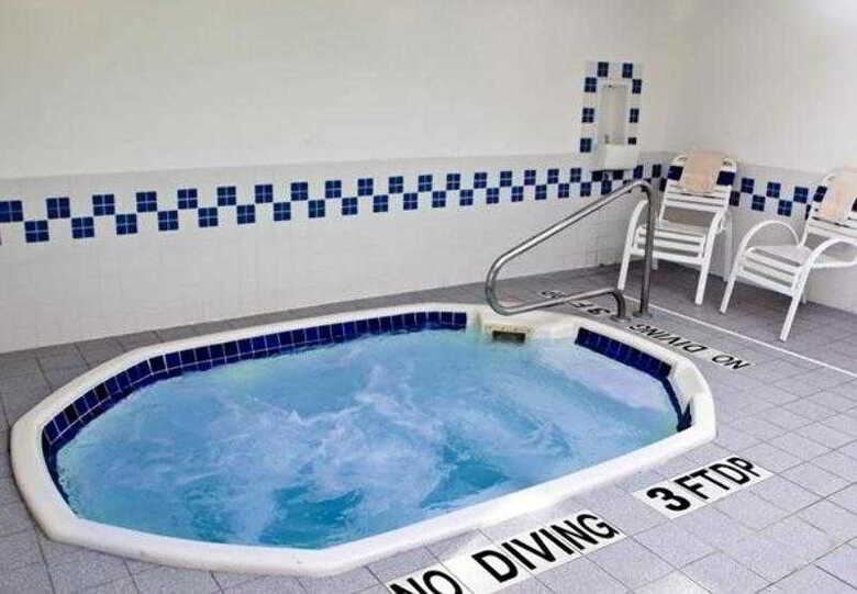 Hotel Fairfield Inn & Suites Canton