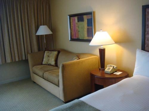 The Skyline Hotel New York