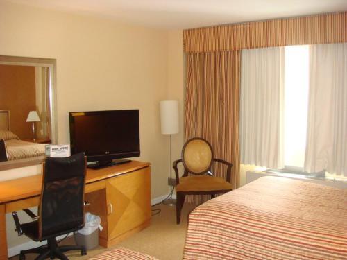 The Skyline Hotel New York