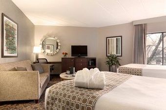 Crowne Plaza Hotel Columbus - Dublin