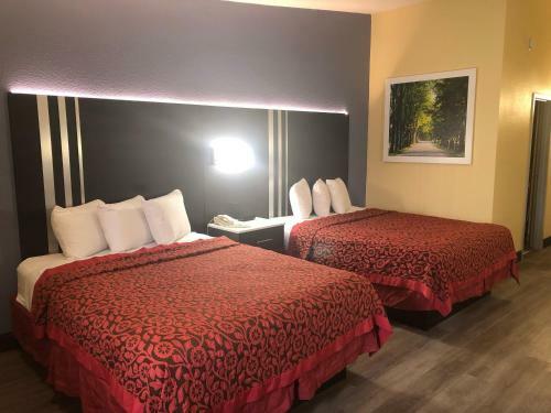 Posada Days Inn Grove City
