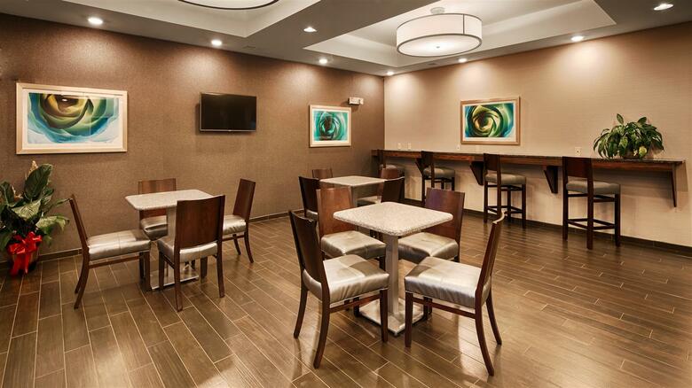 Hotel Best Western Plus Boardman Inn & Suites