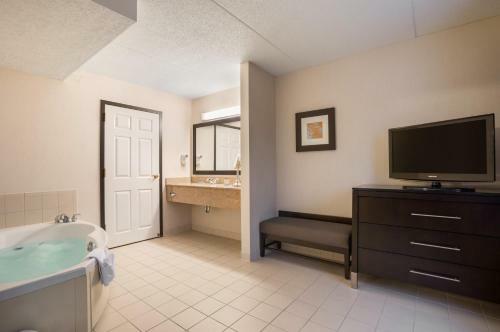 Hotel Wingate By Wyndham Sylvania