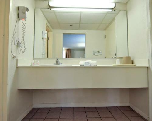 Hotel Baymont Inn & Suites Sandusky