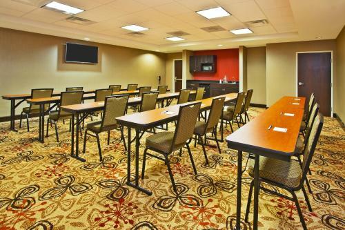 Hotel Holiday Inn Express & Suites Springfield