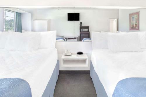 Hotel Microtel Inn & Suites By Wyndham Broken Bow