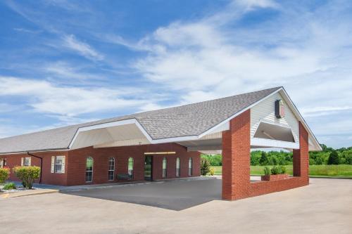 Motel Super 8 By Wyndham Muskogee