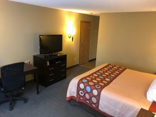 Hotel Super 8 By Wyndham Lagrande