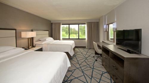 Hotel Embassy Suites By Hilton Portland Washington Square
