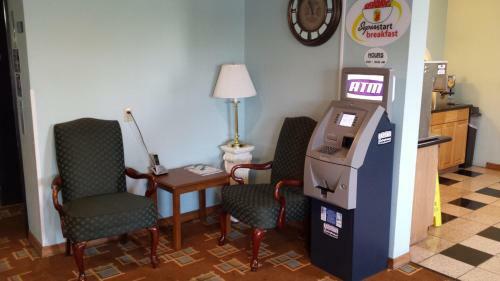 Hotel Super 8 By Wyndham Carlisle-south