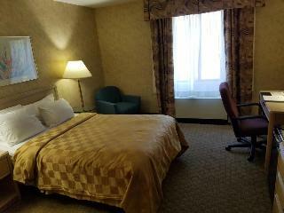 Clarion Hotel Lake Erie