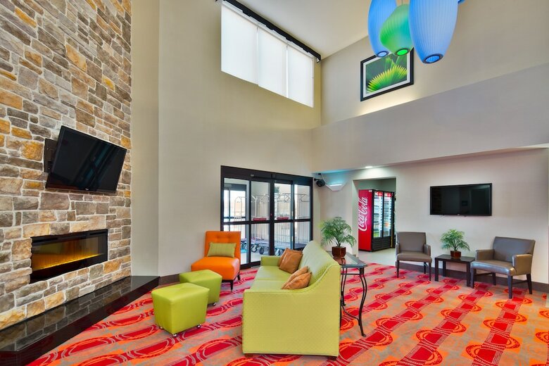 Hotel Holiday Inn Express Harrisburg Ne