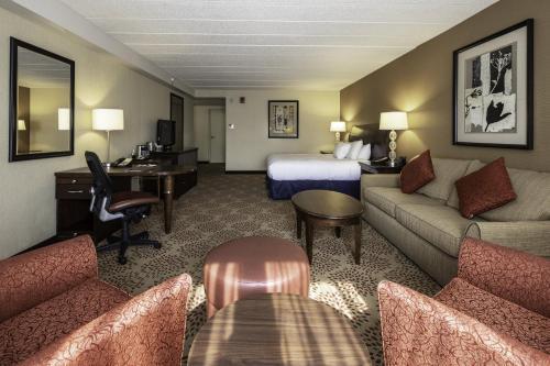 Hotel Doubletree By Hilton Pittsburgh Monroeville Convention Center