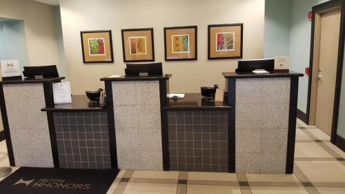 Hotel Doubletree By Hilton Pittsburgh Monroeville Convention Center