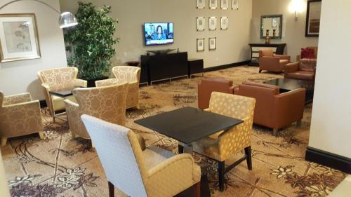 Hotel Doubletree By Hilton Pittsburgh Monroeville Convention Center