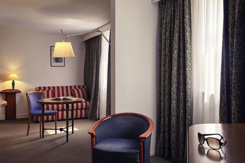 Hotel Mercure Le Havre Bassin Du Commerce