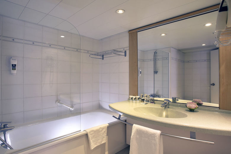 Hotel Mercure Le Havre Bassin Du Commerce