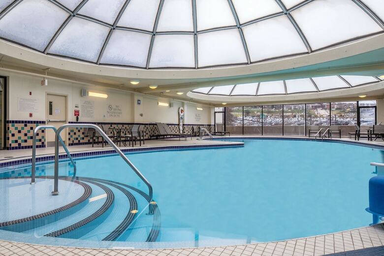 Doubletree By Hilton Hotel & Suites Pittsburgh Downtown