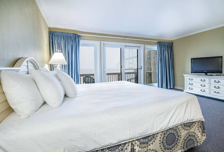 Hotel Wyndham Newport Overlook