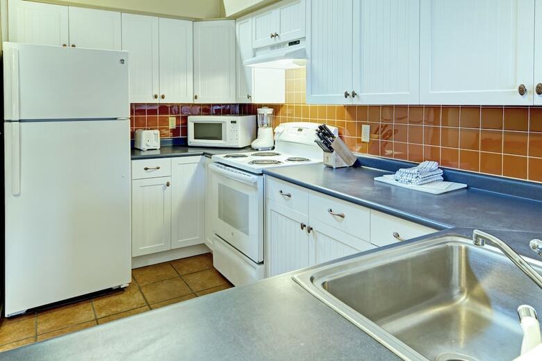 Hotel Wyndham Newport Overlook