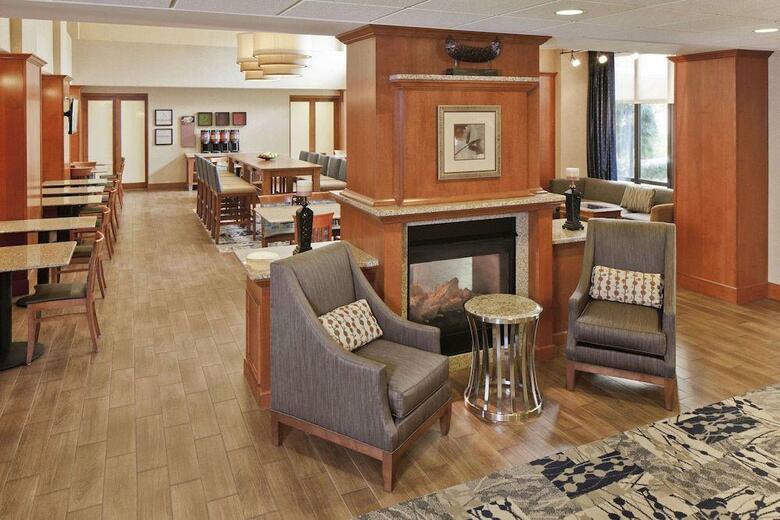 Hotel Hampton Inn & Suites Providence / Smithfield