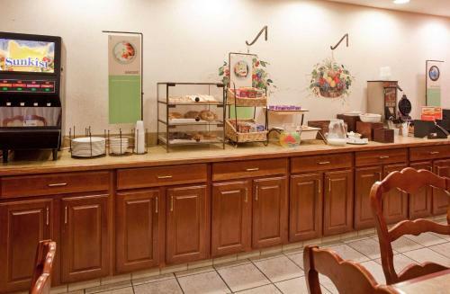 Hotel Country Inn & Suites Beaufort