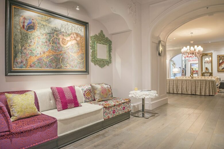 Grand Bohemian Hotel Charleston, Autograph Collection