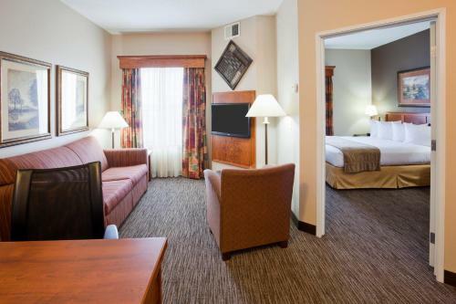 Hotel Grandstay Residential Suites