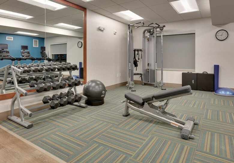 Hotel Holiday Inn Express & Suites Mitchell
