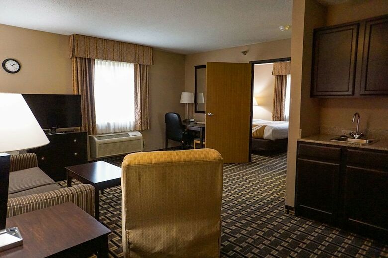 Hotel Quality Inn & Suites Watertown