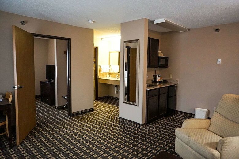 Hotel Quality Inn & Suites Watertown
