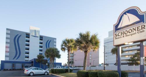 Hotel Schooner Beach And Racquet Club