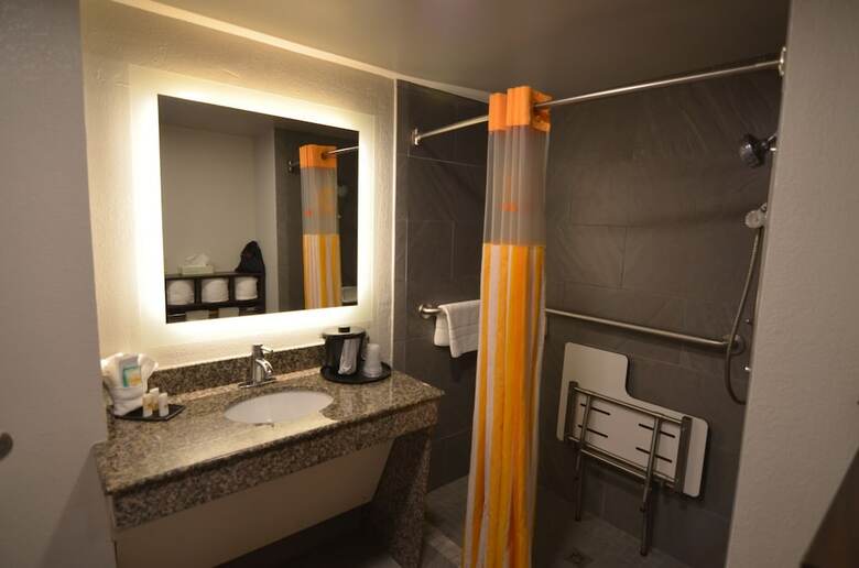 Hotel La Quinta By Wyndham Clarksville
