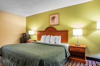 Motel Quality Inn And Suites