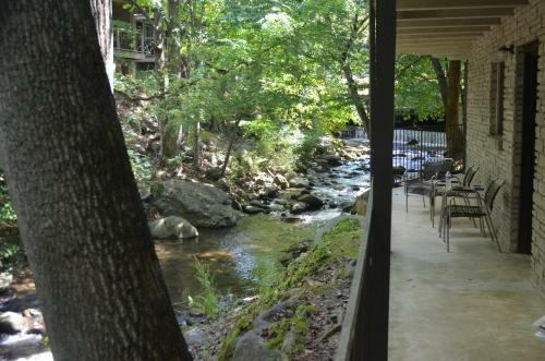 Hotel The Brookside Resort By Fairbridge
