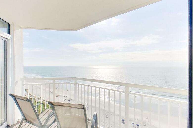 Hotel Bay Watch Resort & Conference Center