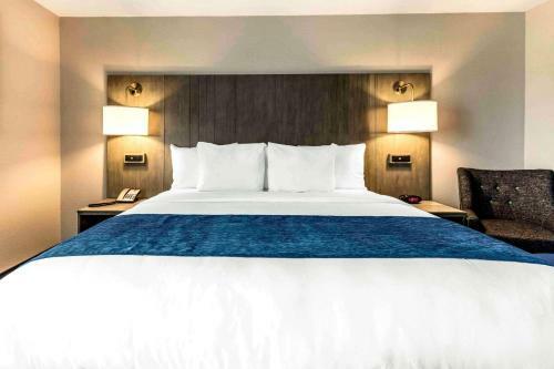 Hotel Country Hearth Inn & Suites