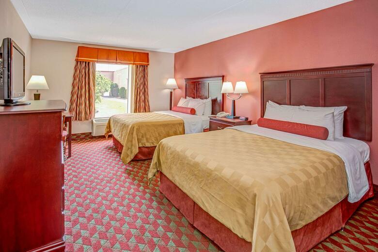 Ramada Murfreesboro Hotel