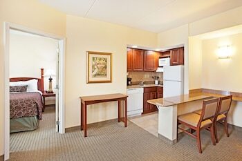 Hotel Staybridge Suites-knoxville Oak Ridge