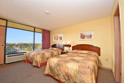Hotel Holiday Sands North "on The Boardwalk"