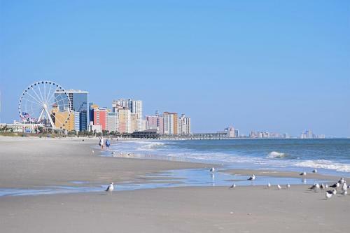 Hotel Holiday Sands North "on The Boardwalk"