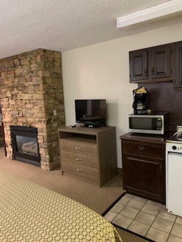 Hotel Riverside Motor Lodge - Pigeon Forge