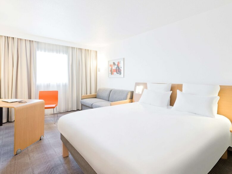 Hotel Novotel Reading Centre